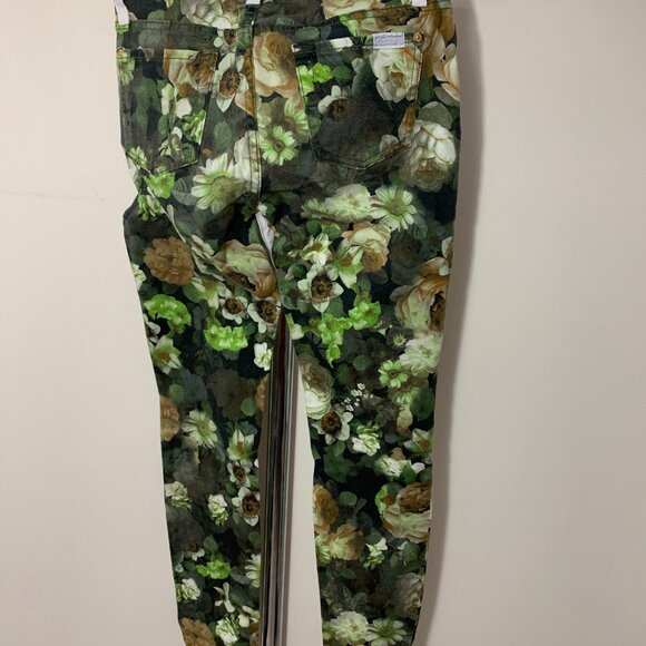 🌿 RARE 7 For All Mankind “English Garden” Pieced Jeans – Like New – Size 26 - Picture 5 of 5